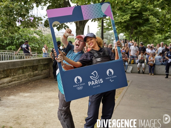 Autour du Parcours de la flamme Olympique à Paris