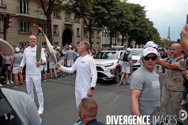 La Flamme Olympique à Paris 15.
