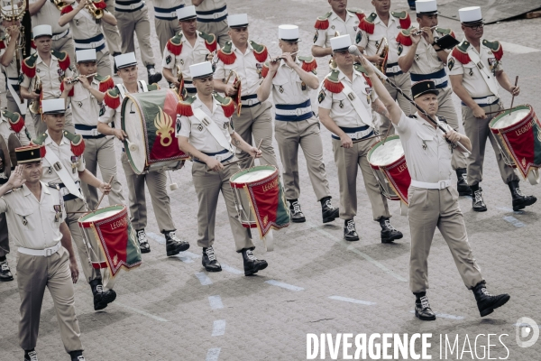 Défilé du 14 juillet sur l’avenue Foch.