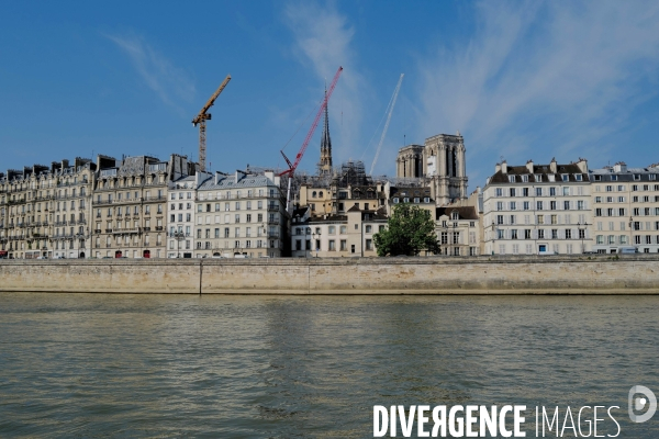 La flèche de Notre-Dame