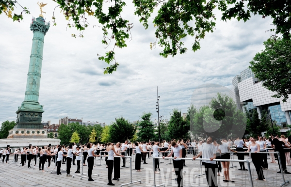 Flamme olympique - cours de danse / Ballet de l Opéra national de paris