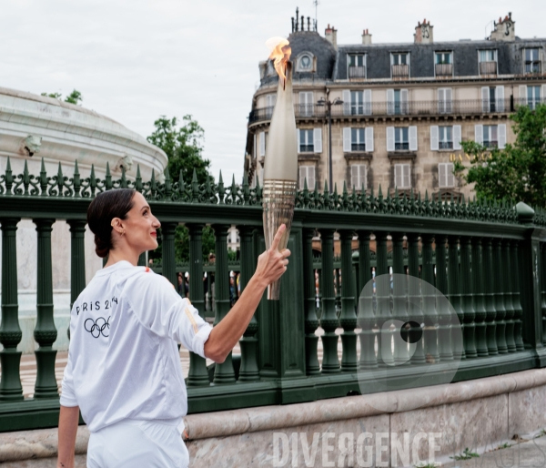 Flamme olympique - cours de danse / Ballet de l Opéra national de paris