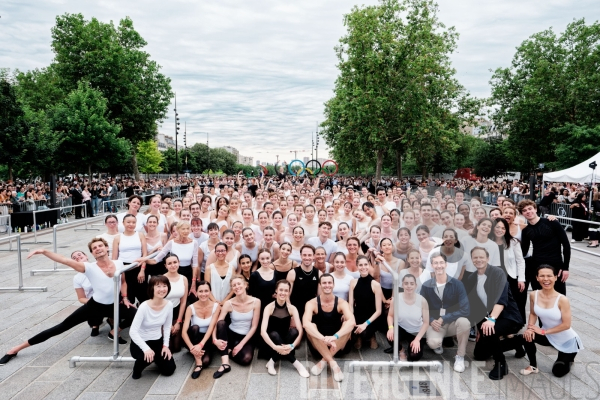 Flamme olympique - cours de danse / Ballet de l Opéra national de paris