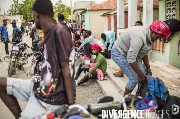 Passage de frontiere illegalement entre haiti et la republique dominicaine.