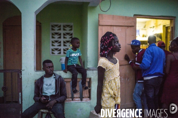 Passage de frontiere illegalement entre haiti et la republique dominicaine.