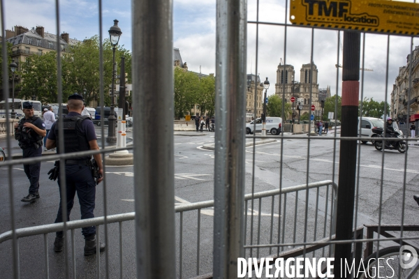 Paris en cage
