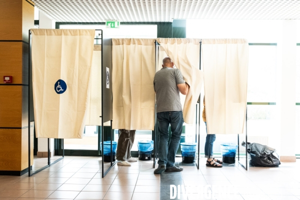 Second tour des élections législatives 2024. Val-de-Marne. 