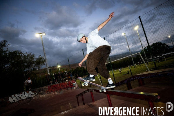 La Reunion : Stage Public Team Skateboard France groupe Junior (12-16 ans)