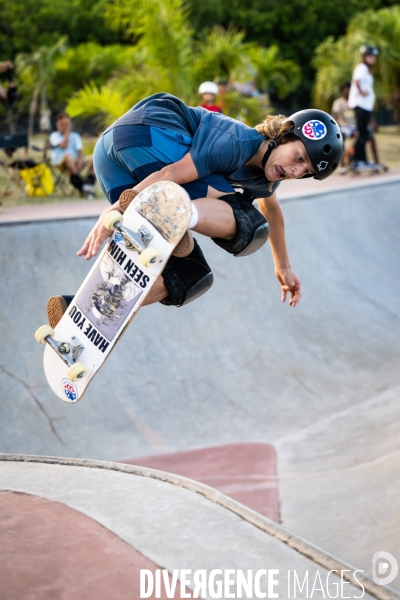 La Reunion : Stage Public Team Skateboard France groupe Junior (12-16 ans)