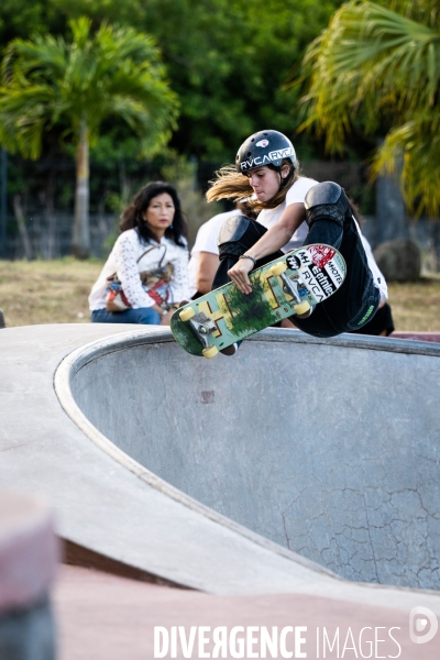 La Reunion : Stage Public Team Skateboard France groupe Junior (12-16 ans)