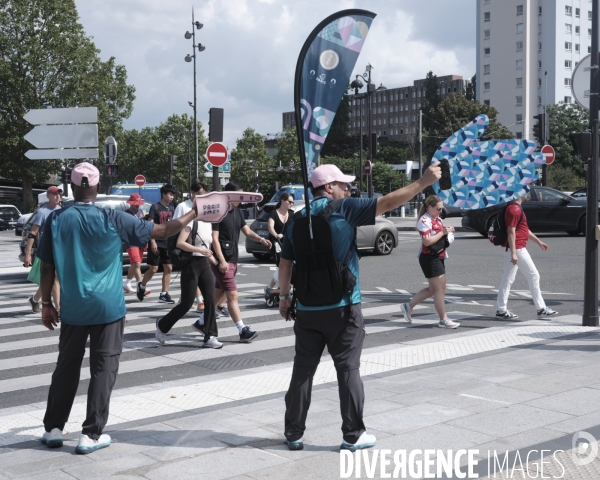 JO 2024, foule de spectatreurs aux abords de l’Arena La Chapelle