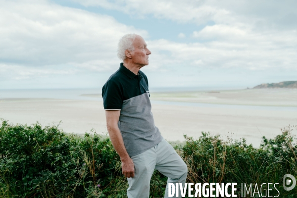 Algues vertes sur les plages d hillion