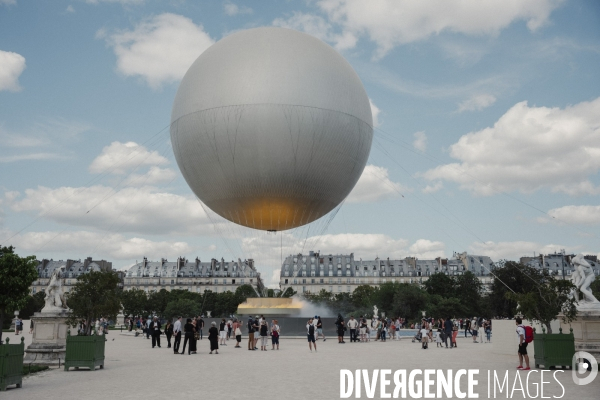 Vasque olympique dans le jardin des Tuileries
