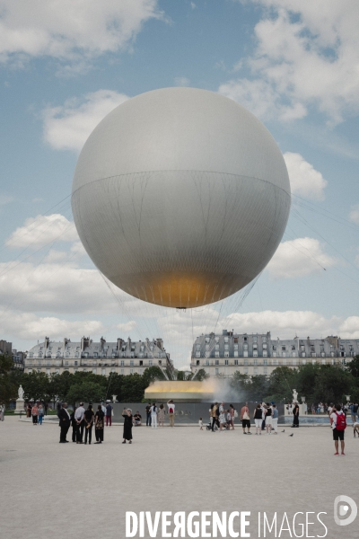 Vasque olympique dans le jardin des Tuileries