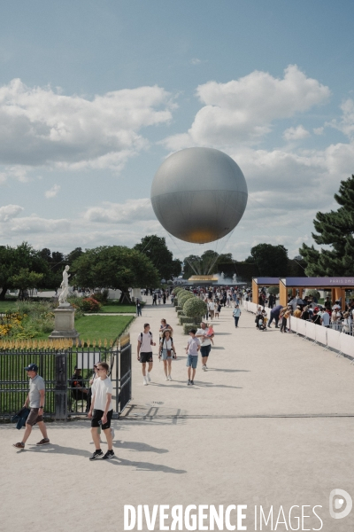 Vasque olympique dans le jardin des Tuileries