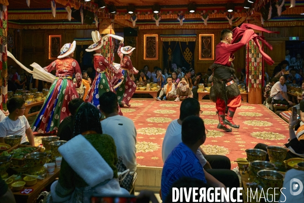 Shangri La , le carnaval permanent.