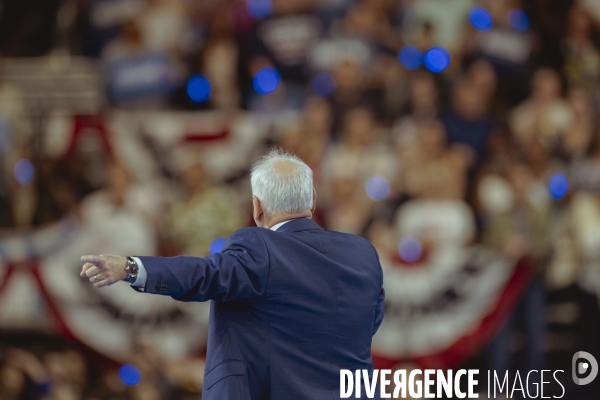 Kamala Harris et Tim Walz en meeting à Milwaukee