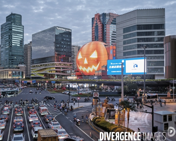 Shanghaï ,centres commerciaux du quartier  Xujiahui