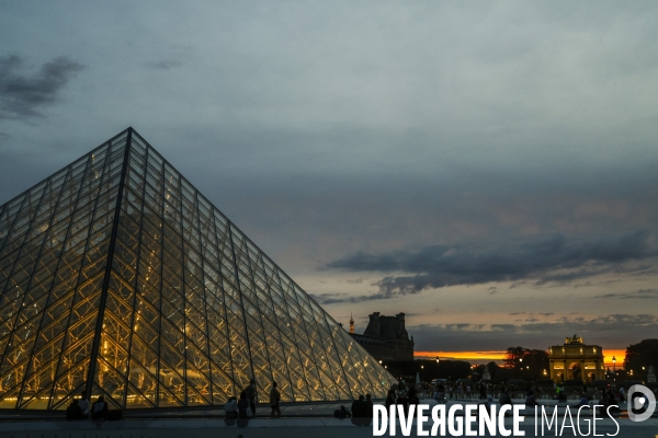 La vasque olympique s envole des tuileries