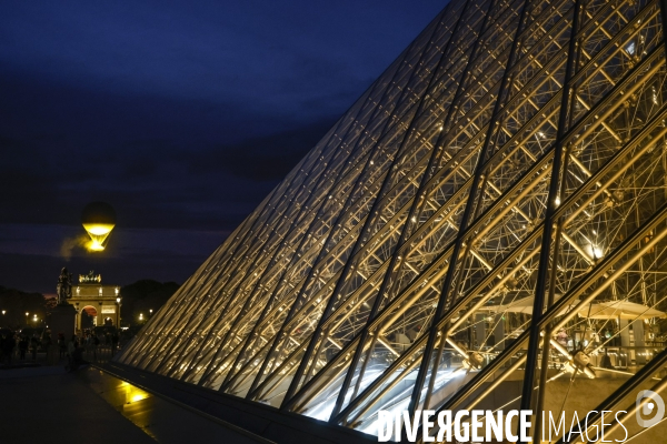 La vasque olympique s envole des tuileries