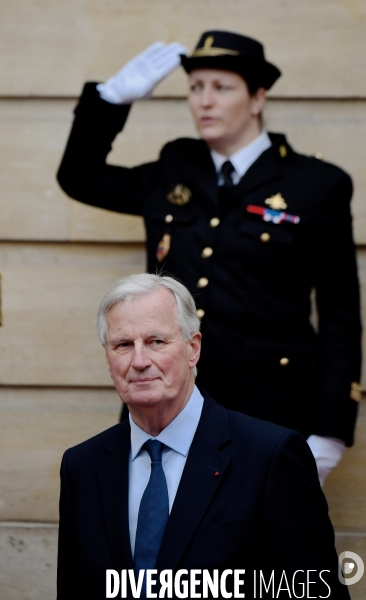 Passation de pouvoir entre Gabriel Attal et Michel Barnier