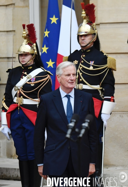 Passation de pouvoir entre Gabriel Attal et Michel Barnier