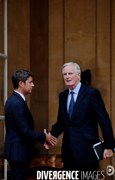 Passation de pouvoir entre Gabriel Attal et Michel Barnier