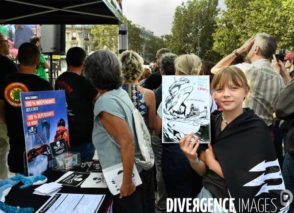 Rassemblement en soutien à Paul Watson, à Paris.