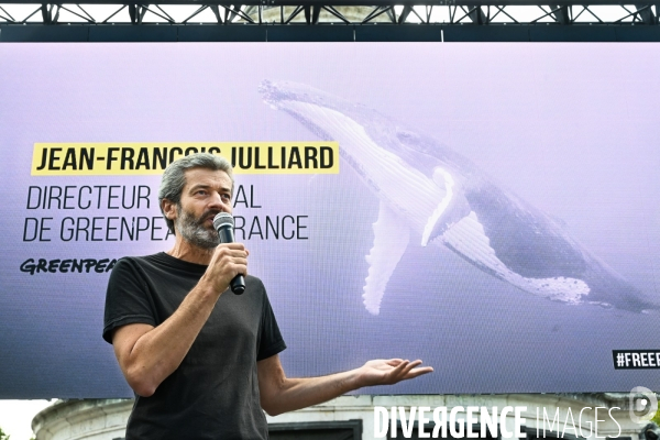 Rassemblement en soutien à Paul Watson, à Paris.