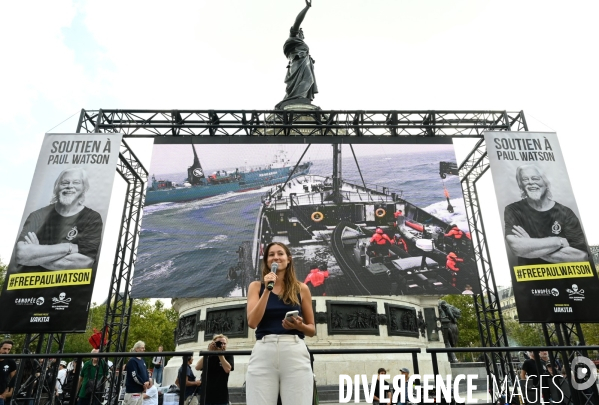 Rassemblement en soutien à Paul Watson, à Paris.