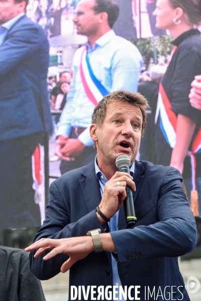 Rassemblement en soutien à Paul Watson, à Paris.