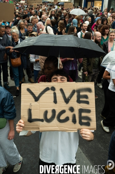 Manifestation contre la nomination de Michel Barlnier au poste de Premier ministre. Paris.