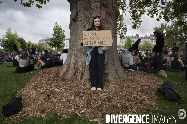 Marche contre le coup de force de Macron