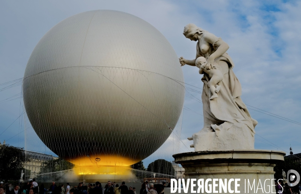 Vasque olympique dans le jardin des Tuileries