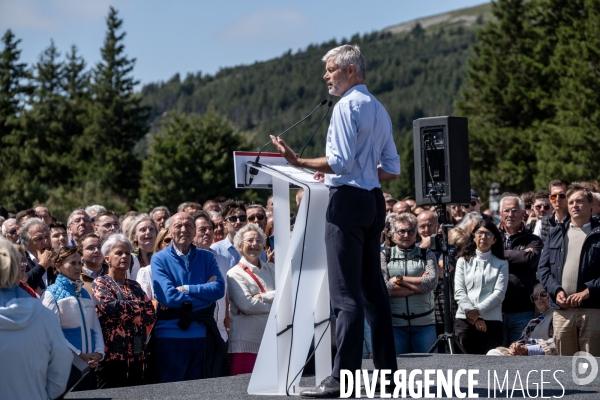 Laurent Wauquiez : montée du Mont Mézenc.