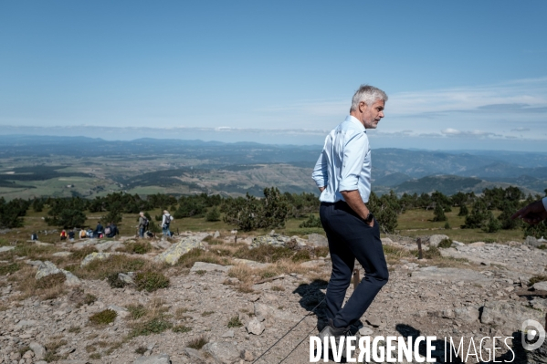Laurent Wauquiez : montée du Mont Mézenc.