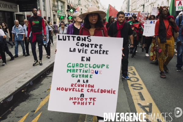 Manifestation contre le nouveau gouvernement de Michel Barnier, Paris le 21 septembre 2024.