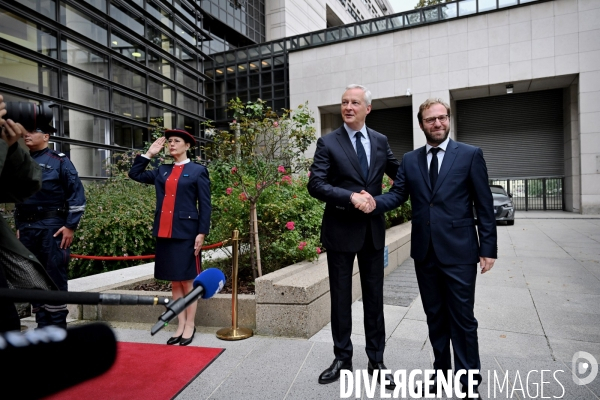 Cérémonie de passation de pouvoirs entre Bruno Le Maire et Antoine Armand