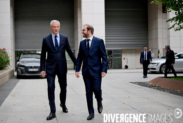 Cérémonie de passation de pouvoirs entre Bruno Le Maire et Antoine Armand