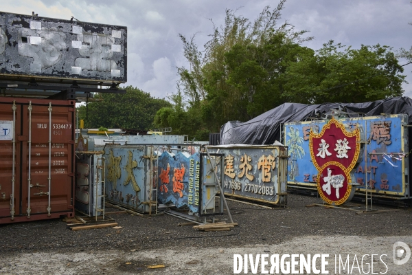 Les défenseurs  des  néons de Hong Kong