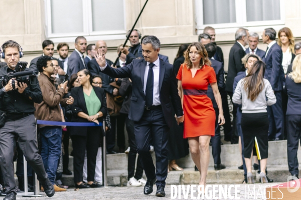 Ceremonie de passation de pouvoirs a Beauvau