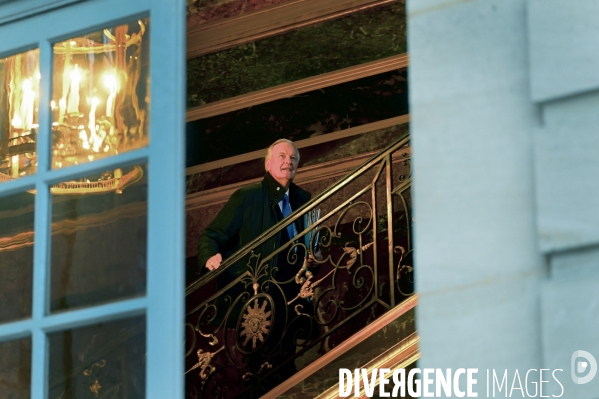 Michel BARNIER Premier ministre réunit pour la premiere fois l ensemble de son gouvernement
