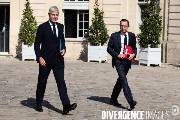 Barnier - derniere reunion avant l annonce