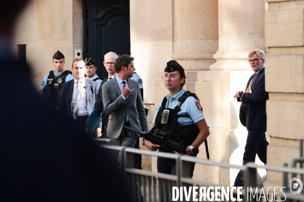 Barnier - derniere reunion avant l annonce