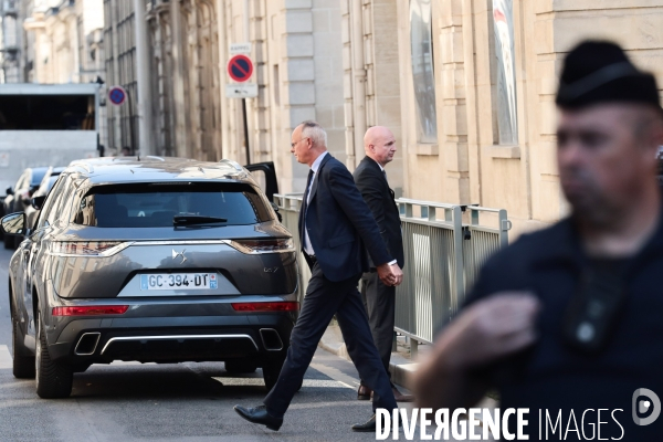Barnier - derniere reunion avant l annonce