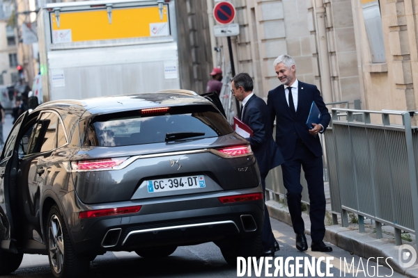 Barnier - derniere reunion avant l annonce