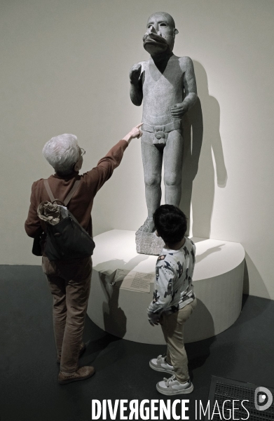 Le dieu du vent, la grand mére et le petit garçon