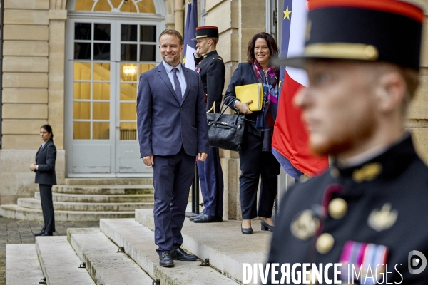Premiere réunion du gouvernement Barnier à Matignon