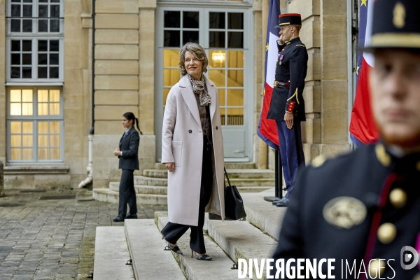 Premiere réunion du gouvernement Barnier à Matignon