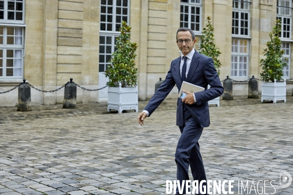 Premiere réunion du gouvernement Barnier à Matignon